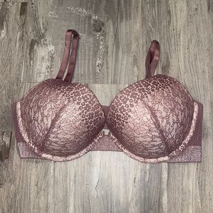 Victoria’s Secret Push Up Lace Bra